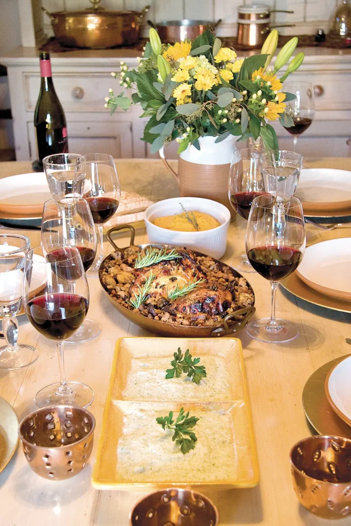 Autumnal dinner party table setting.