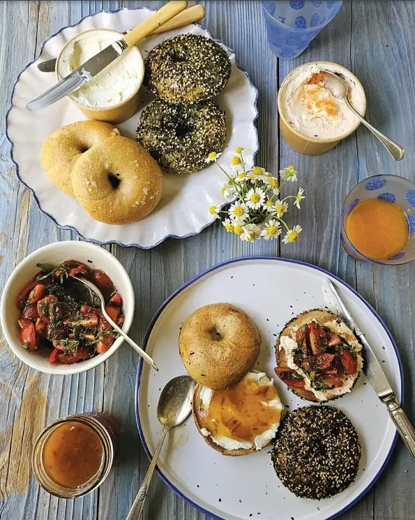 Follow along with Chef and cookbook writer Pascale Beale on her bread baking adventure: flour, water, salt and a blooming good time! Her near obsession with sourdough is clear, as she describes the "magical moment when you add the salt, which transforms the shaggy, sticky mixture into a smooth, elastic dough."

Pascale shows how a simple flour‑and‑water culture can blossom into community, entrepreneurial ventures (like bagel shops and pizza menus), and intergenerational bonds.

And, get these recipes:
* Bagels with Tomatoes and Herbs
* Wild Mushroom Crostini Salad
* Fava Bean Pâté
* Poached Eggs on Fava Bean Toast with Asparagus and Smoked Salmon

Find it all at the link in bio @ediblesb!

#ediblesantabarbara #ediblesb #ediblemagazine #pascalebeale #pascaleskitchen #sourdoughbread